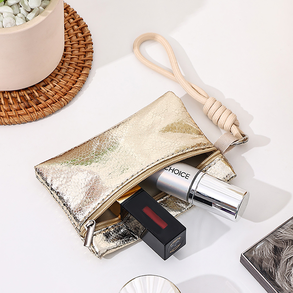 กระเป๋าเครื่องสำอาง Airfriend  - Luxury Skincare Samples บทวิจารณ์และราคา