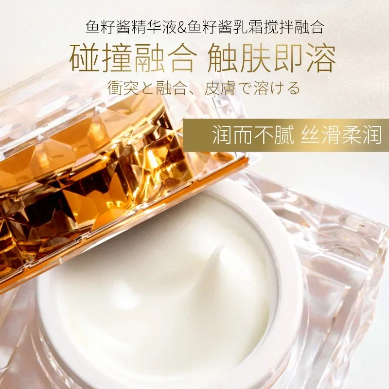 แพลตตินัม เรียร์ ลักชัวรี คาเว - Luxury Skincare & Spa บทวิจารณ์และราคา